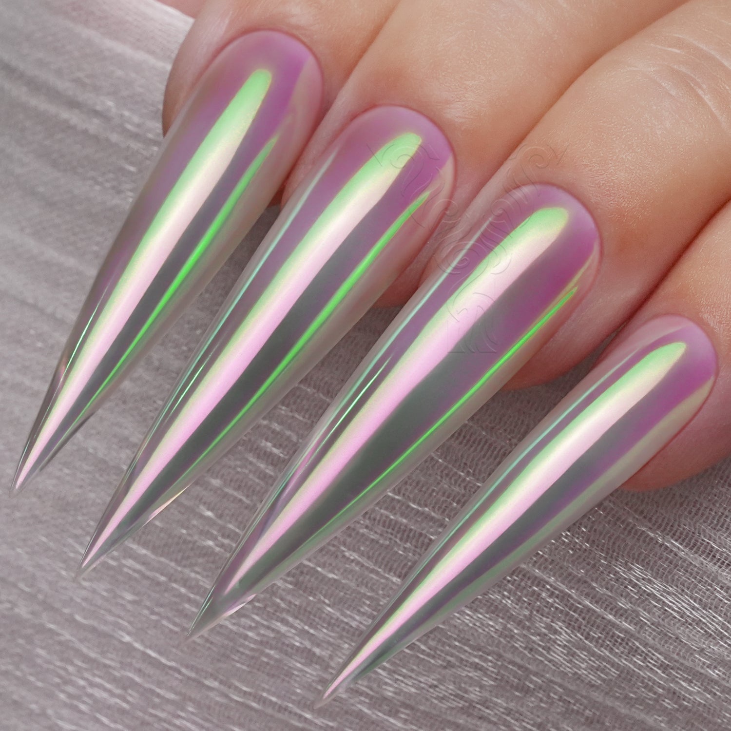 YOKEFELLOW GleamTap Cushion Holographic Aurora Chrome Nail Powder-GT311 Prisma Rosado