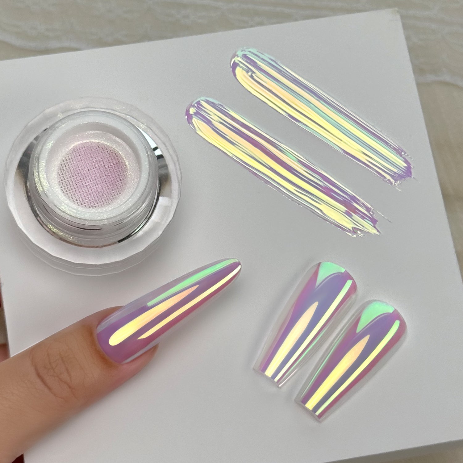 GleamTap Cushion Aurora Chrome Nail Powder -GT115 Ethereal