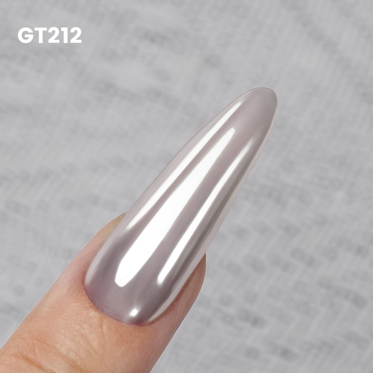 GleamTap Cushion Silvery Pearl Chrome Nail Powder-GT212 Silvery Pearl