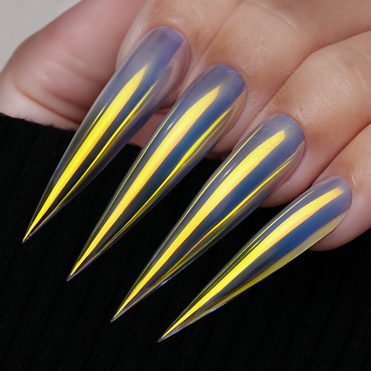 GleamTap Cushion Aurora Chrome Nail Powder-GT121 Nocturne