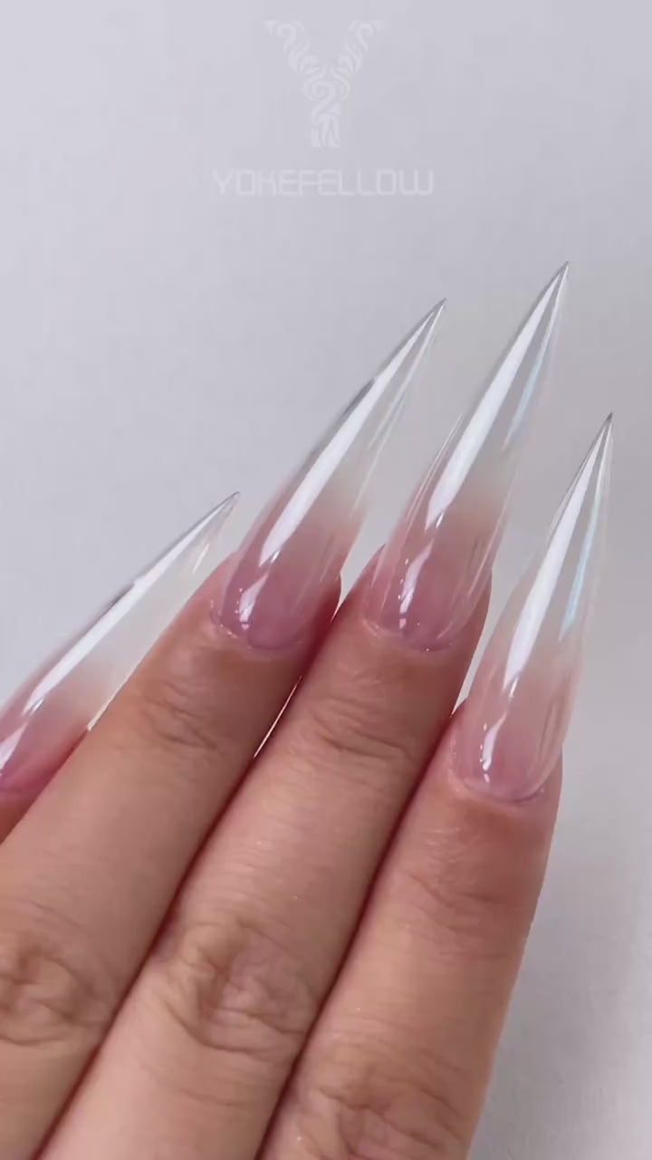Load video: GleamTap Cushion Chrome Nail Powder with Sponges Patting-0.5g-GT211 Magic White