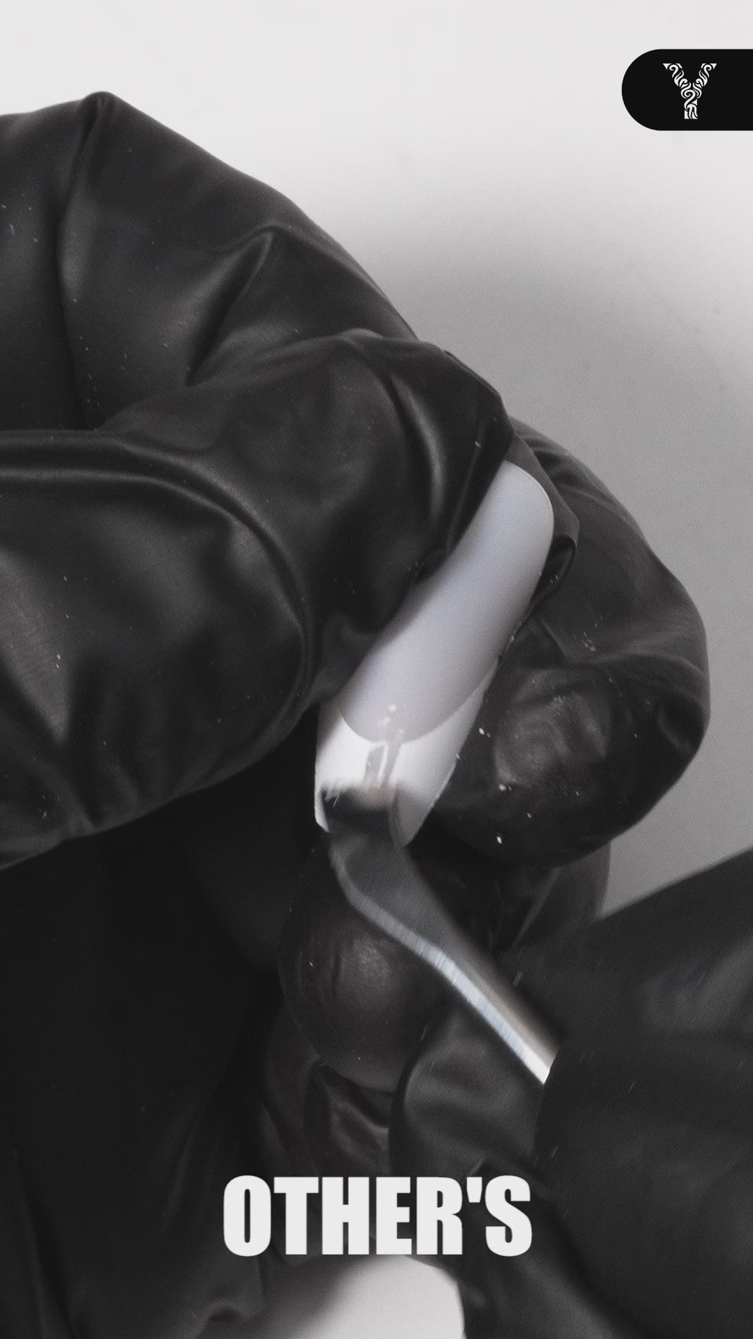 Load video: Press On French Nail Tips