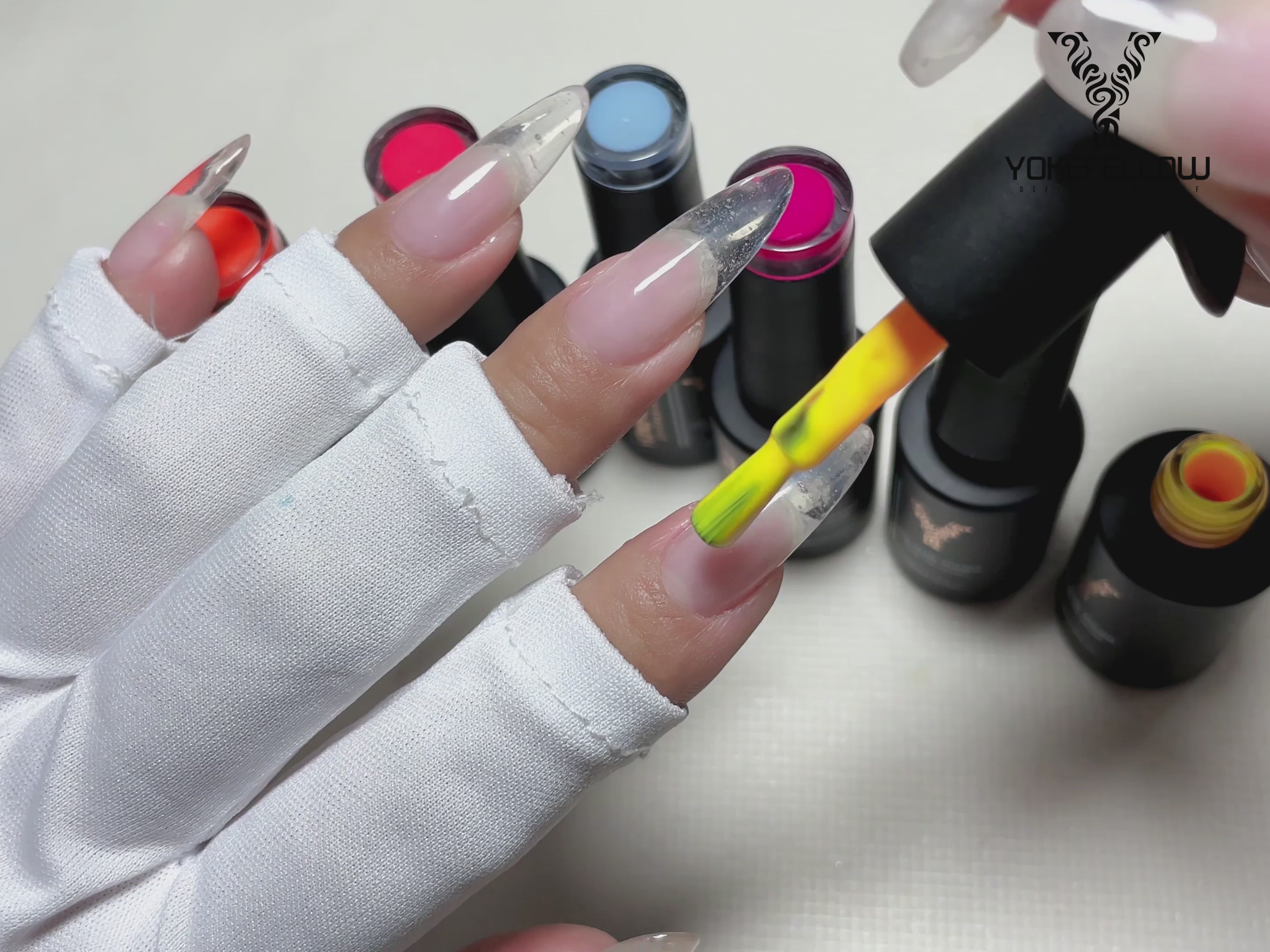 Load video: Luminous Series-6 Colors Gel Polish Set