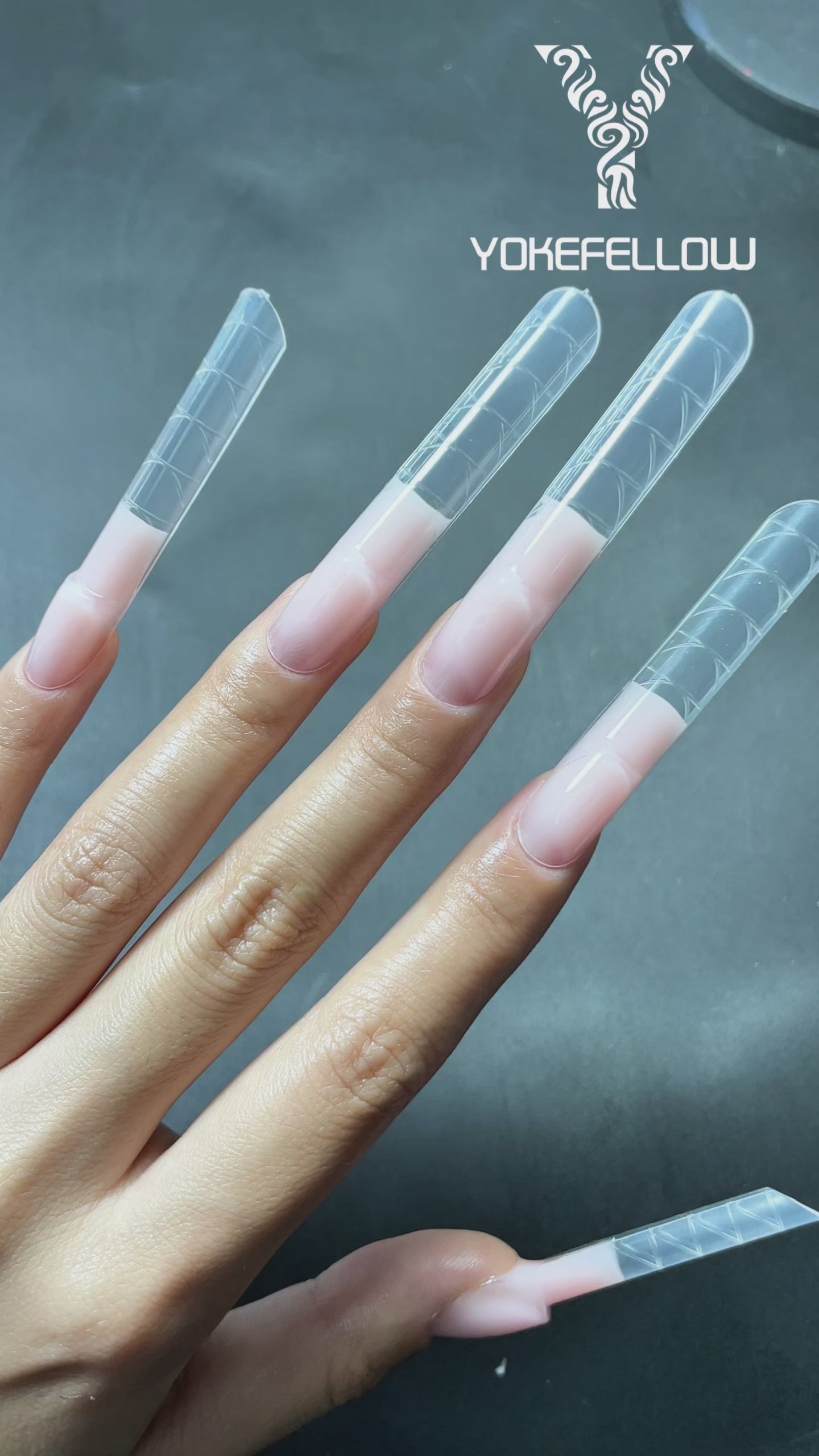 Cargar vídeo: ImMaster IM111 Moldes de uñas francesas dobles 3D